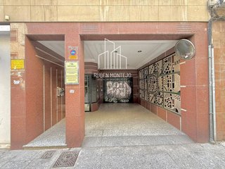 Garaje en venta en Centro en Salamanca