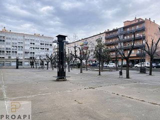 Local comercial en alquiler en Eixample Sud – Migdia en Girona