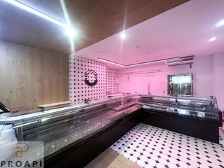 Local comercial en alquiler en Eixample Sud – Migdia en Girona