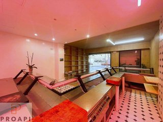 Local comercial en alquiler en Eixample Sud – Migdia en Girona