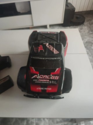 Coche teledirigido ACROSS