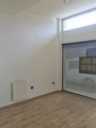Local comercial en venta en La Chantría - La Lastra en León