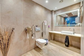 Local comercial en venta en Las Cañadas en Mijas