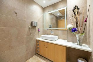 Local comercial en venta en Las Cañadas en Mijas
