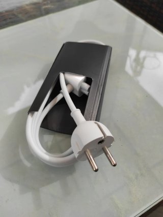 Cargador MacBook Apple Blanco 16A 250v sin usar