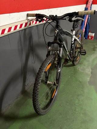 Bicicleta MTB Specialized