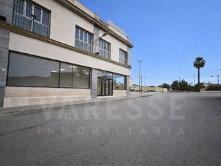 Local comercial en venta en Gines