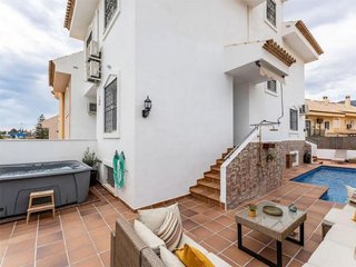 Casa en alquiler en Los Pacos en Fuengirola