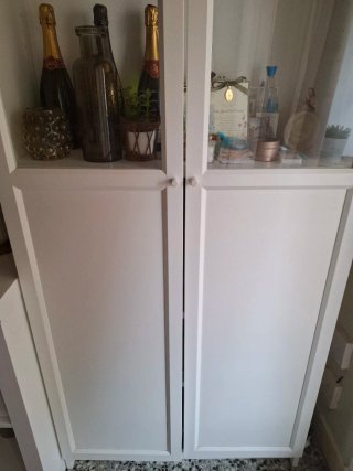 Estantería Billy con puertas de cristal de IKEA