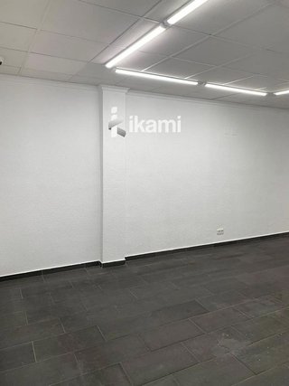 Local comercial en venta en Rincón de Loix en Benidorm