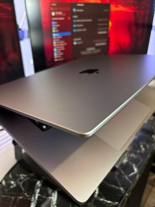 MacBook Pro M1 PRO/ 2021 16GB RAM/500GB SSD
