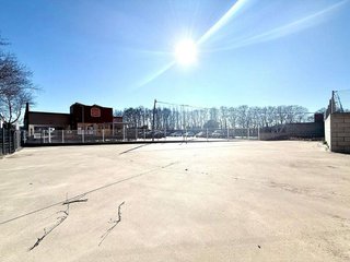 Local comercial en venta en Poblenou - L'Olivar Gran en Figueres