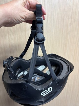 Casco Negro con Luz LED