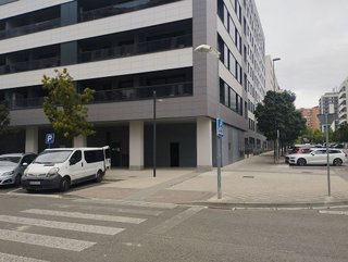 Local comercial en alquiler en Lezkairu en Pamplona