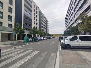 Local comercial en alquiler en Lezkairu en Pamplona