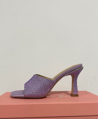 Tacones Alma en Pena Lila Pedrería Talla 37