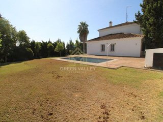Chalet en venta en San Enrique-Guadiaro-Pueblo Nuevo en San Roque