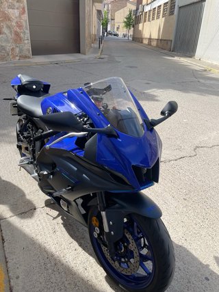 Yamaha R7 2024