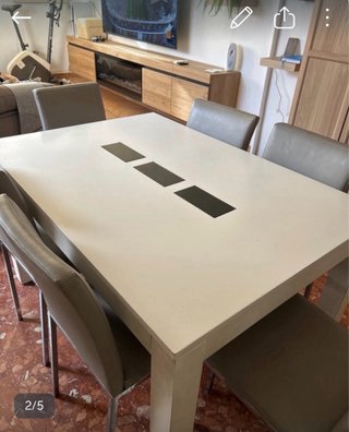 Mesa Rectangular Extensible Blanca y Cristal Negro