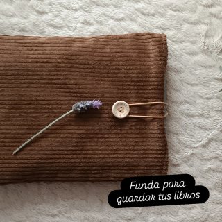 Funda de libro acolchada
