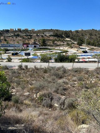Terreno en venta en Cala de Finestrat en Finestrat