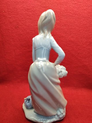 Figura Nao by Lladro