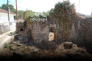 Terreno en venta en Ponteareas