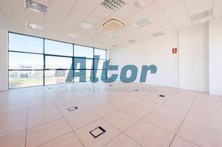 Oficina en venta en Los Olivos - Los Ángeles - Perales del río en Getafe