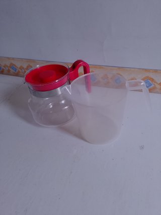 Caffettiera e brocca