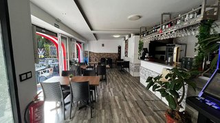 Bar en venta en Zona Puerto Deportivo en Fuengirola