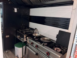 Bar en venta en Zona Puerto Deportivo en Fuengirola