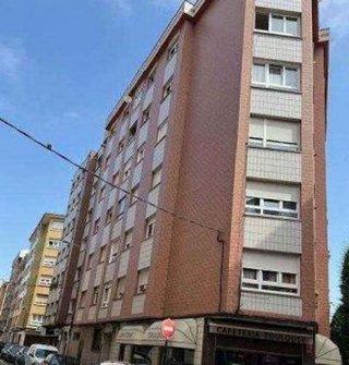 Piso en venta en El Llano en Gijón