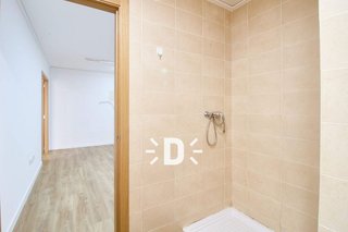Oficina en venta en Benetússer