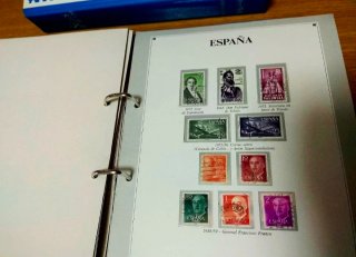 COLECCIÓN SELLOS DEL MUNDO