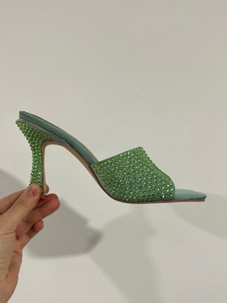 Tacones Alma en Pena pedrería verde agua 37