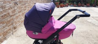 Carrito de bebé con capazo