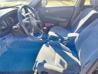 Nissan Almera 2004