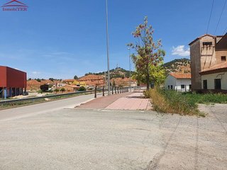 Nave industrial en venta en Pedanías en Teruel