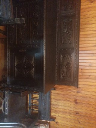 Mueble de salón antiguo de madera