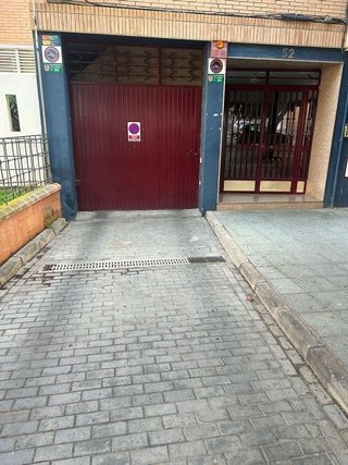 Garaje en venta en San Luis en Almería