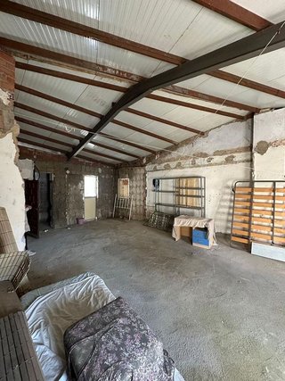 Edificio en venta en Mengíbar