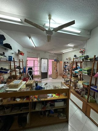 Edificio en venta en Mengíbar