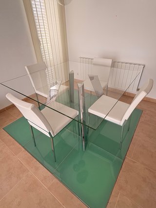 Tavolo da pranzo in cristallo di design 140x140x78 in acciaio inox