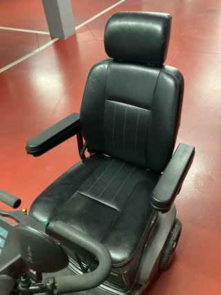 Scooter eléctrico movilidad reducida
