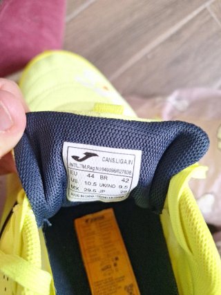 Deportivas Joma Amarillas