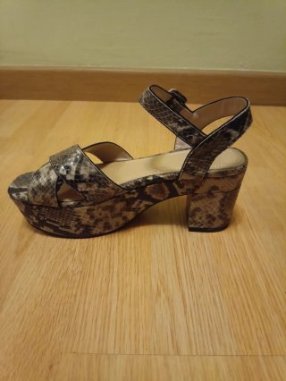 Sandalias plataforma animal print