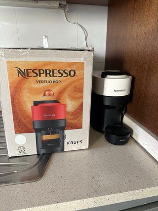 Cafetera Nespresso Vertuo Pop Blanca