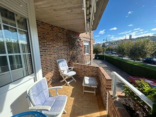 Casa adosada en venta en Carlos V en Laredo