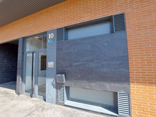 Garaje en venta en Portillejo - Valdegastea en Logroño