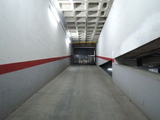 Garaje en venta en La Buhaira en Sevilla
